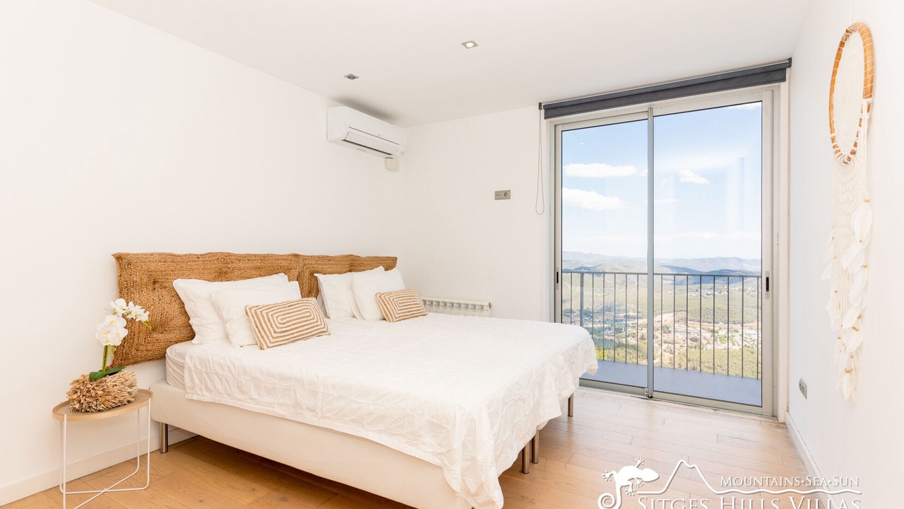 Photo of Bedroom in Canyelles