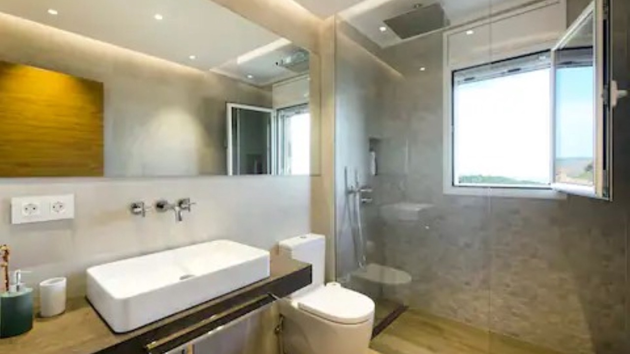 Photo of Bathroom in Badalona