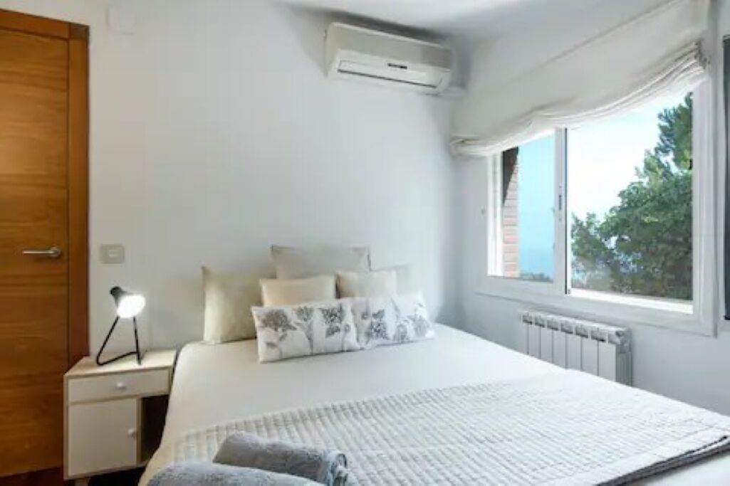 Photo of Bedroom in Badalona