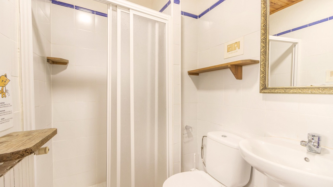 Photo of Bathroom in Gargalla