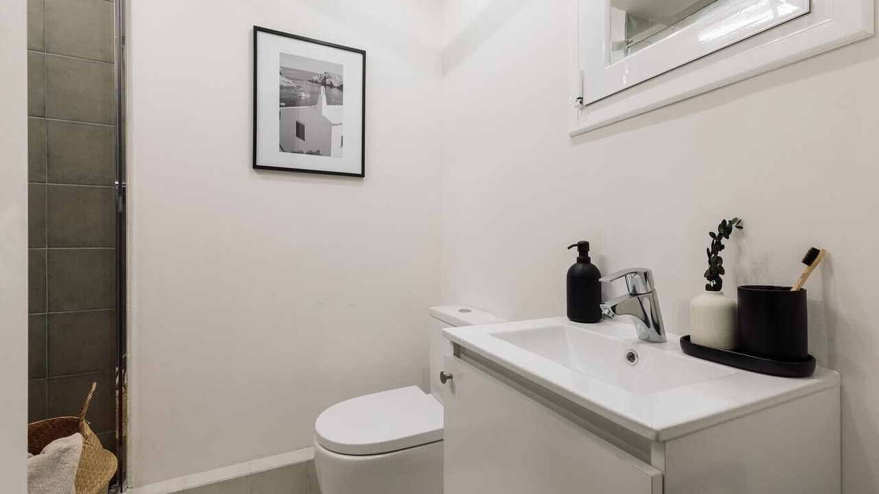 Photo of Bathroom in Poblenou