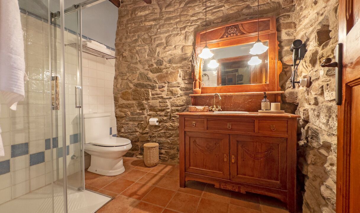 Photo of Bathroom in Granera