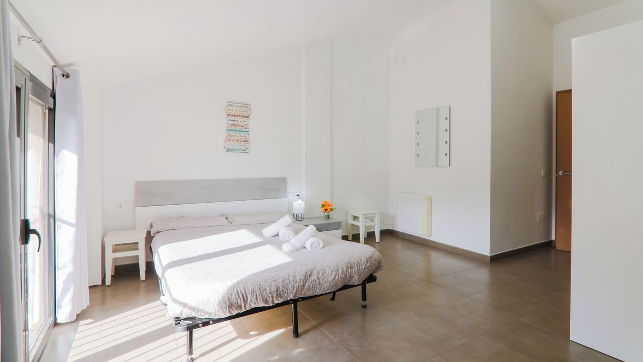 Photo of Bedroom in Cercs