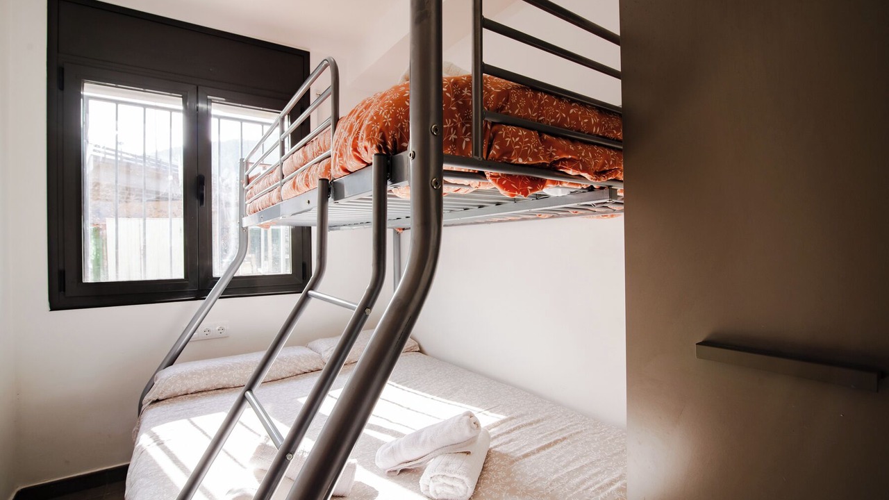 Photo of Bedroom in Cercs