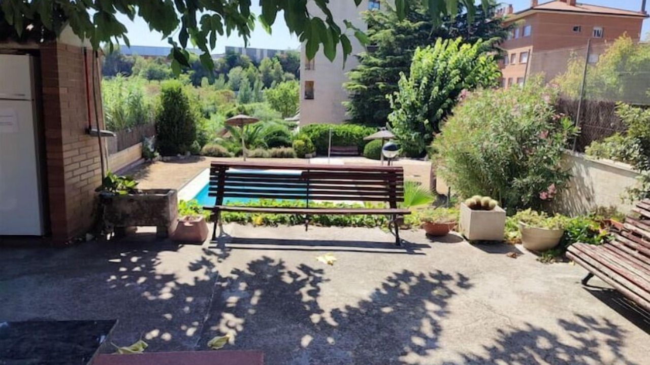 Photo of Outdoor in Rubi