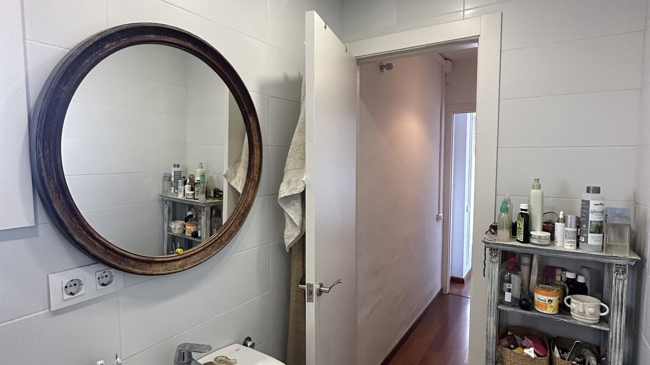 Photo of Bathroom in Sants