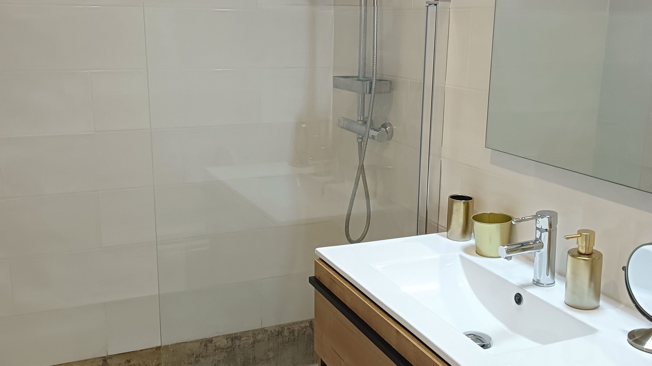 Photo of Bathroom in Sants