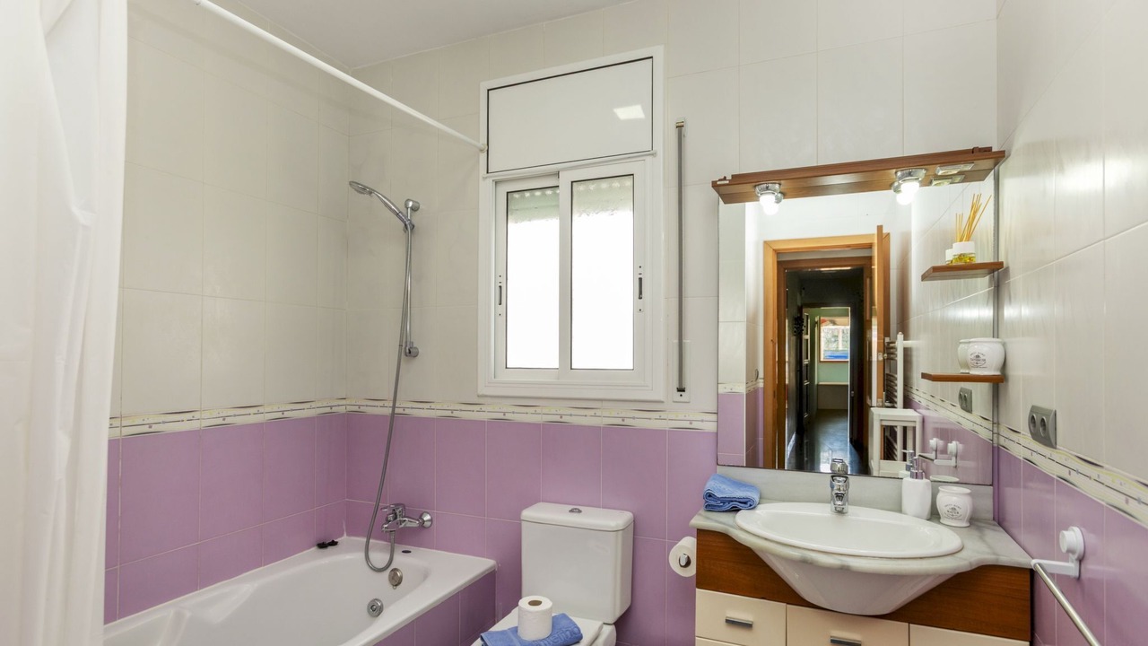 Photo of Bathroom in Castellet i la Gornal