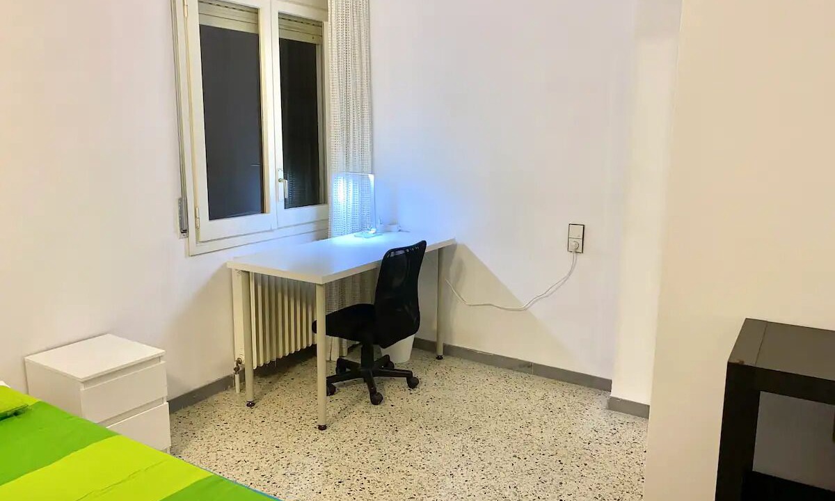 Photo of Bedroom in Vic