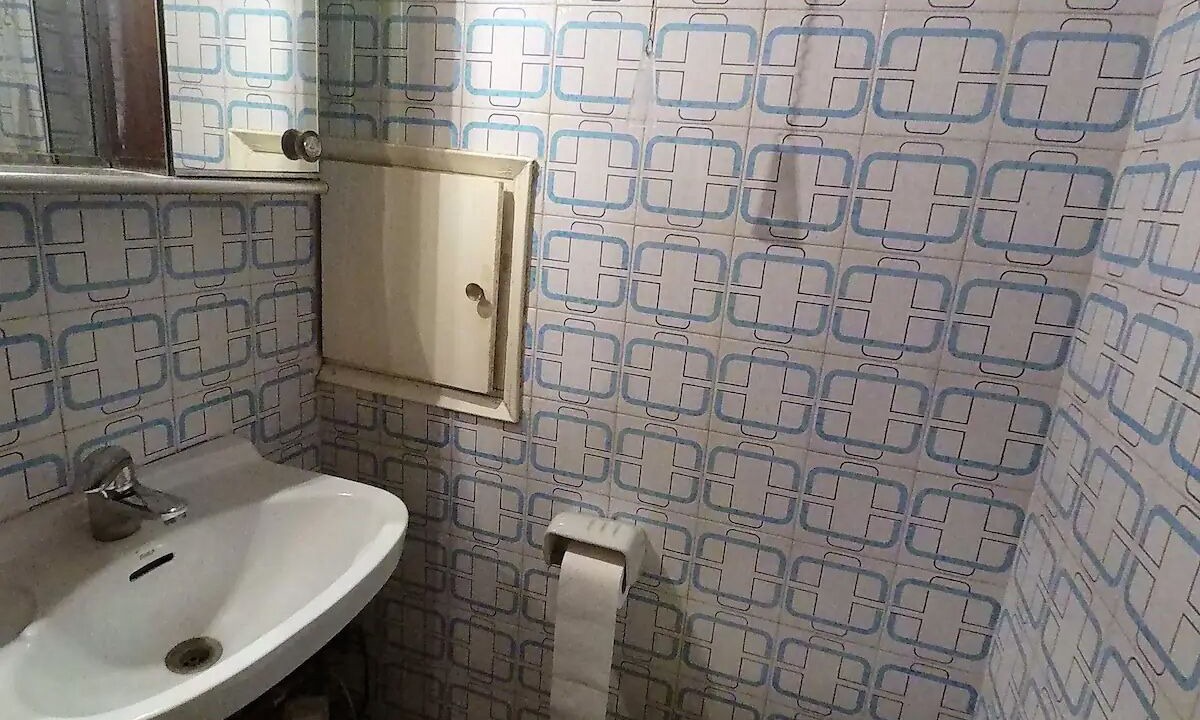 Photo of Bathroom in Vic