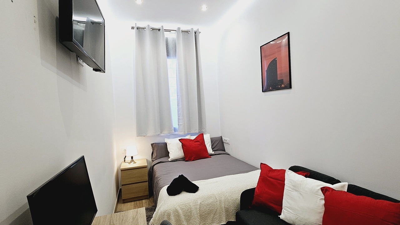 Photo of Bedroom in Badalona
