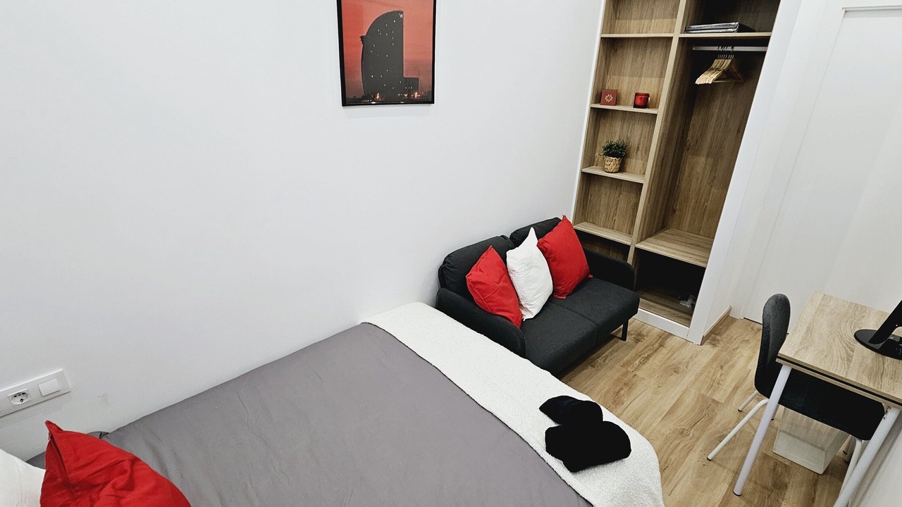 Photo of Bedroom in Badalona