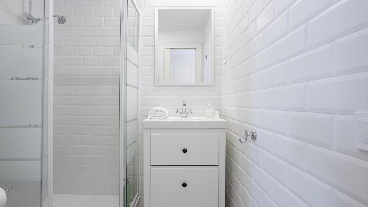 Photo of Bathroom in el Camp d'en Grassot i Gracia Nova
