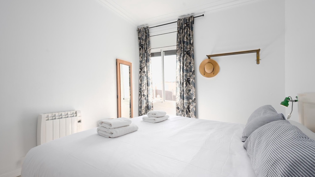 Photo of Bedroom in Sants