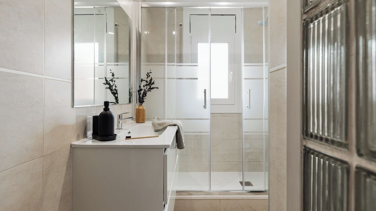 Photo of Bathroom in Sants