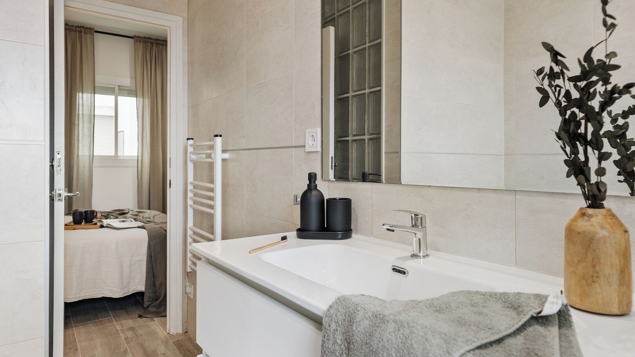 Photo of Bathroom in Sants