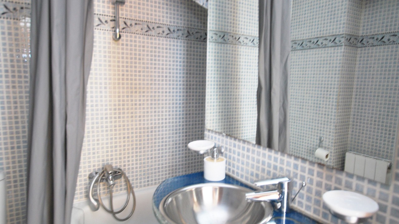 Photo of Bathroom in Montgat