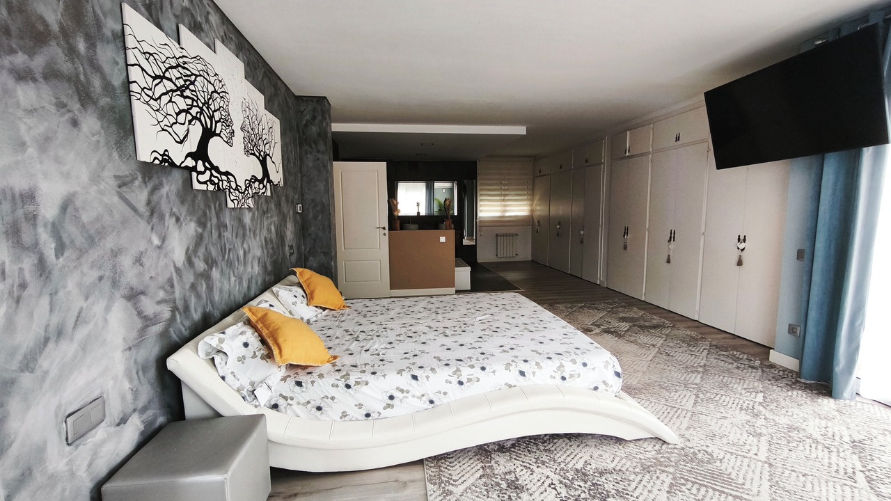 Photo of Bedroom in Vallromanes