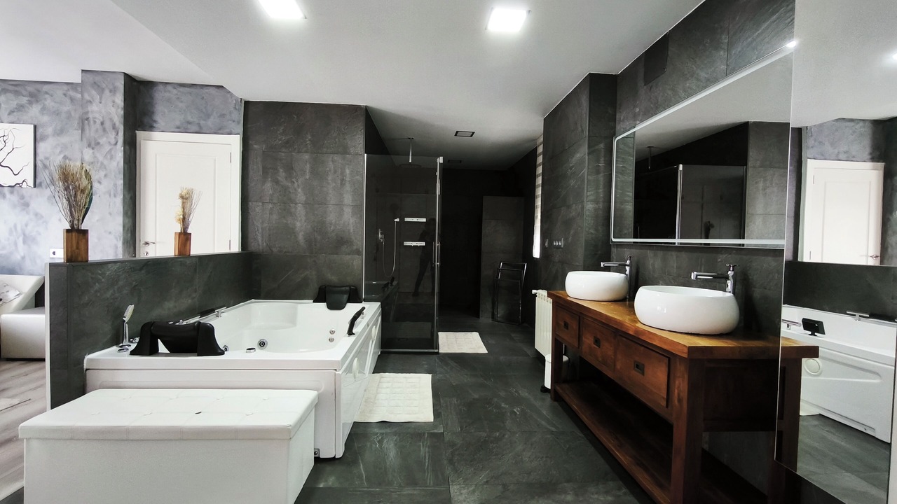 Photo of Bathroom in Vallromanes