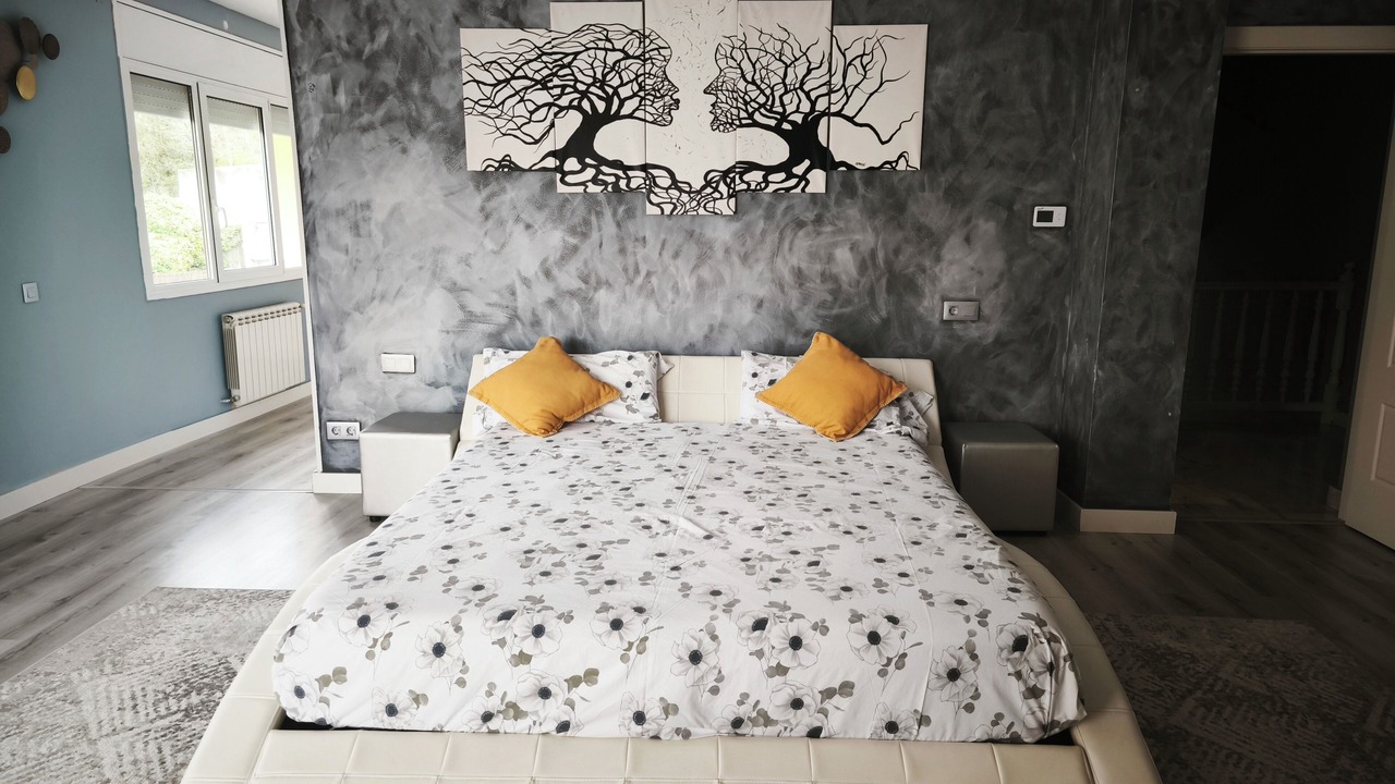 Photo of Bedroom in Vallromanes