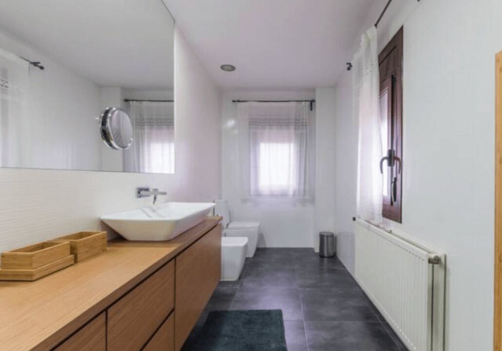 Photo of Bathroom in Sant Fost de Campsentelles