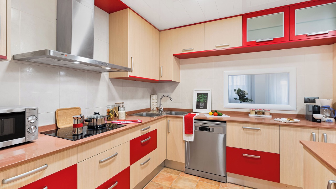 Photo of Kitchen in el Camp d'en Grassot i Gracia Nova