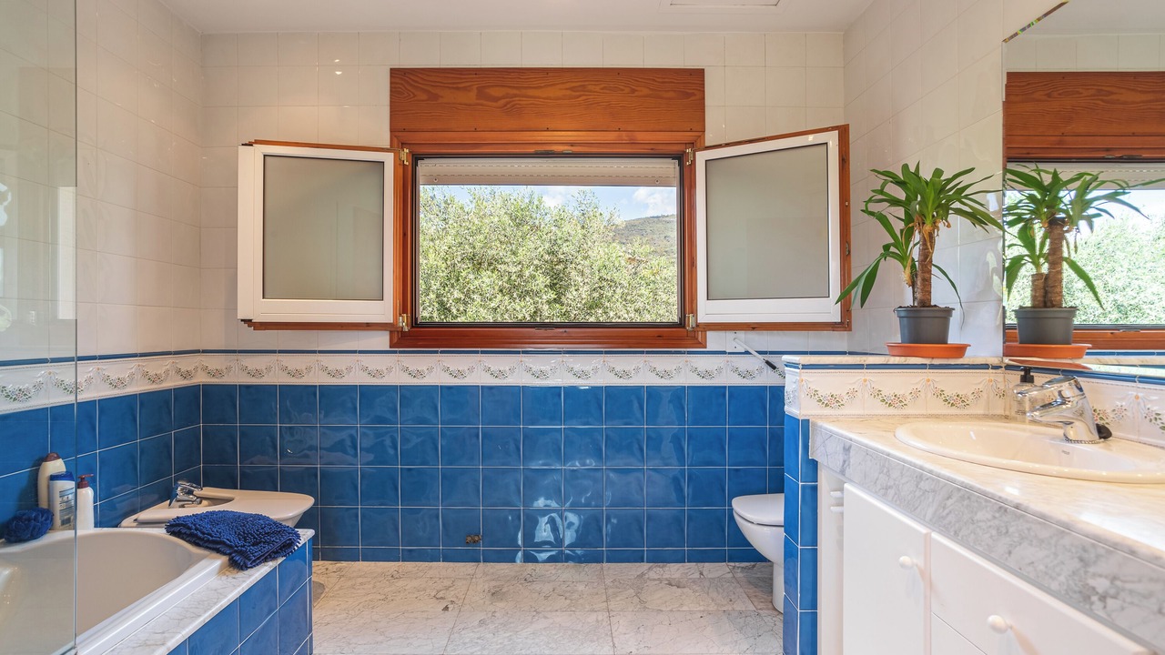 Photo of Bathroom in Campins