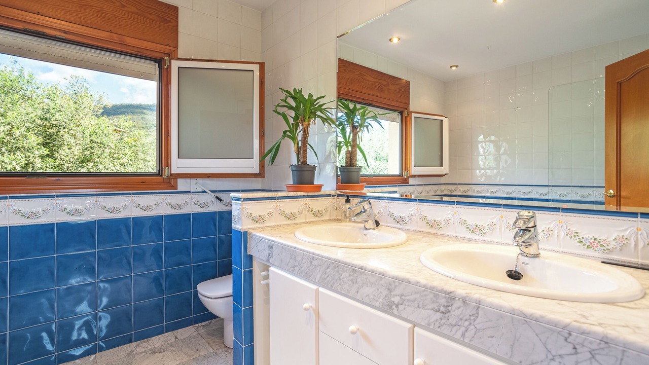 Photo of Bathroom in Campins