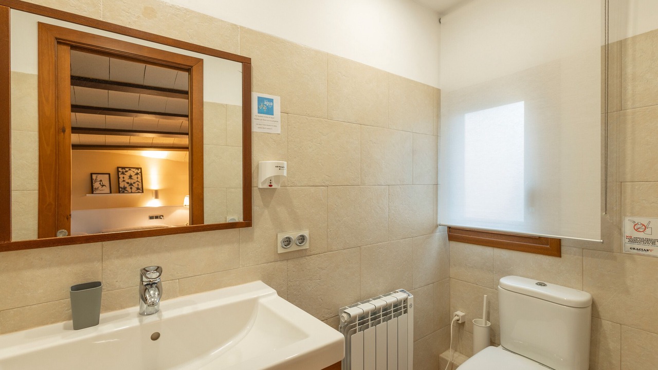 Photo of Bathroom in Jorba