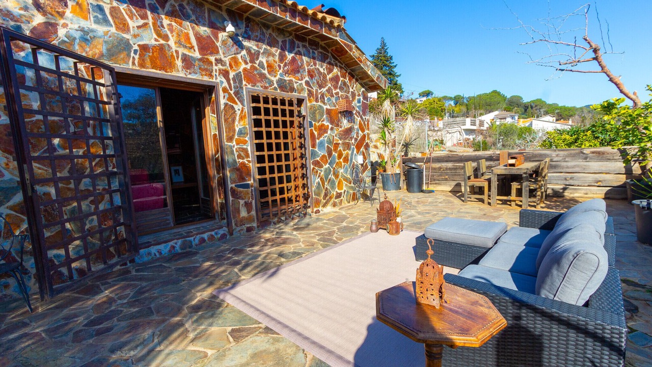Photo of Patio Balcony in Argentona