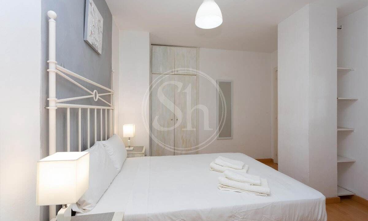 Photo of Bedroom in Sants-Badal