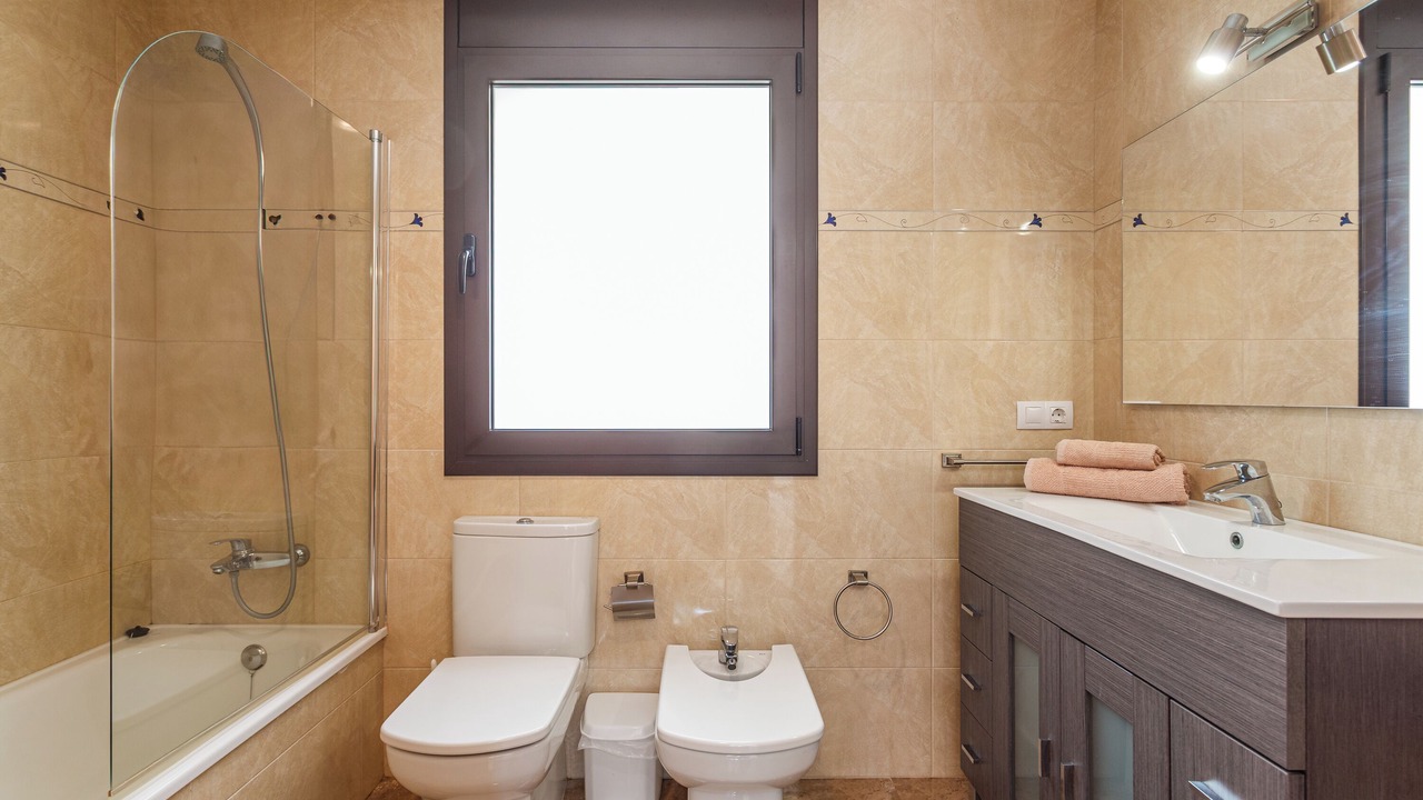 Photo of Bathroom in El Mas Mora