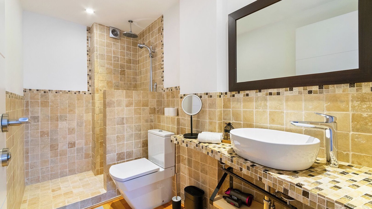 Photo of Bathroom in Montgat