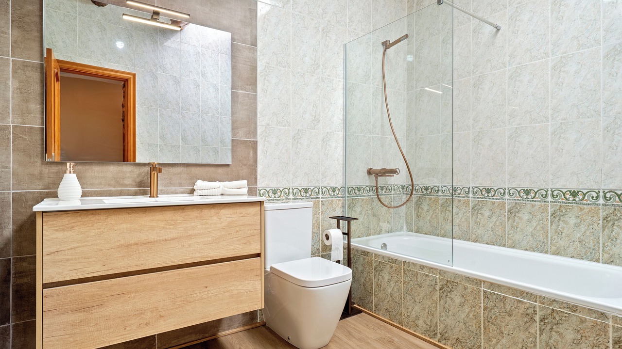 Photo of Bathroom in Castellet i la Gornal
