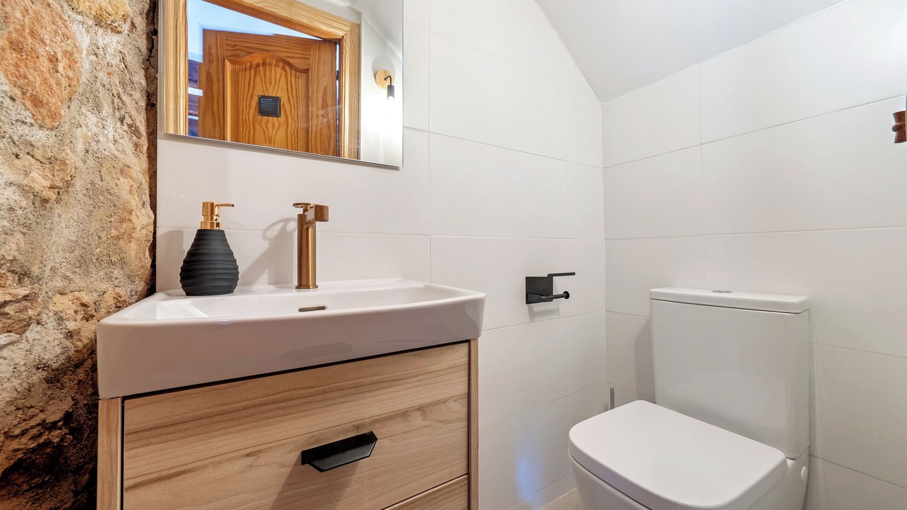 Photo of Bathroom in Castellet i la Gornal