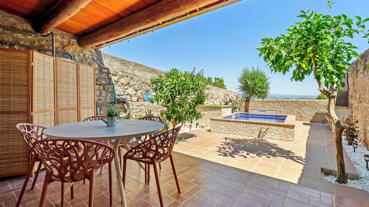 Photo of Outdoor in Castellet i la Gornal