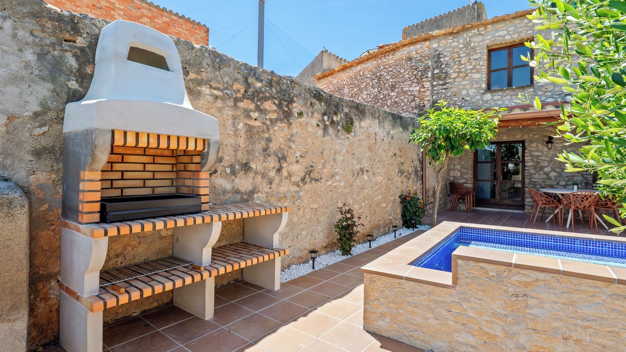 Photo of Outdoor in Castellet i la Gornal