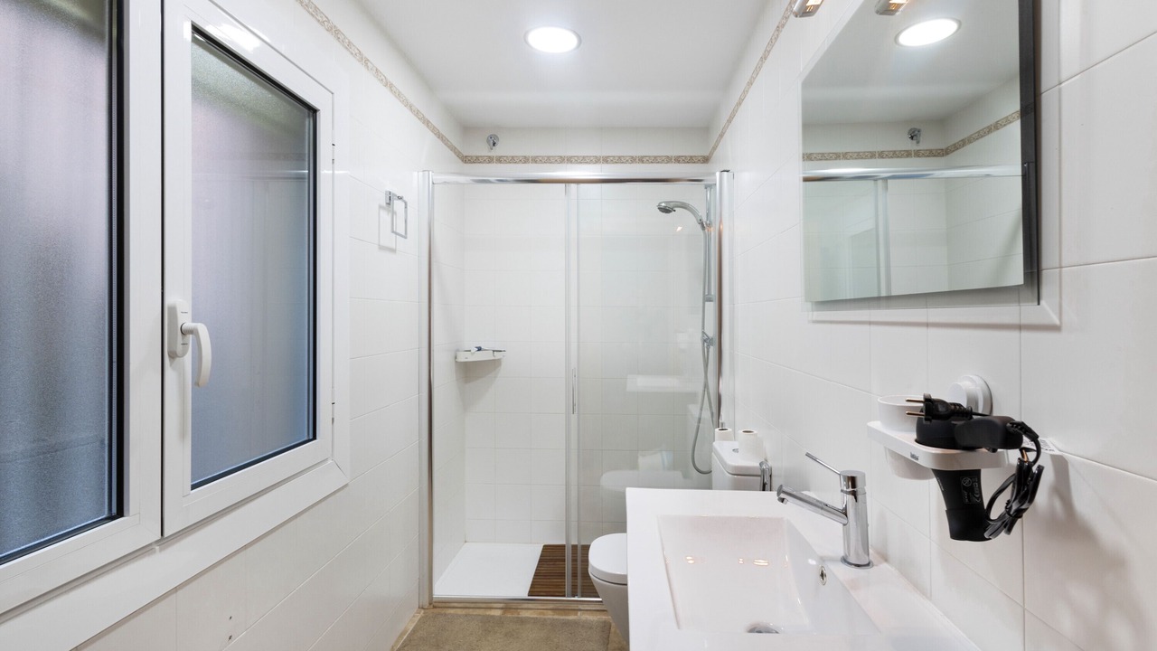 Photo of Bathroom in Cercs