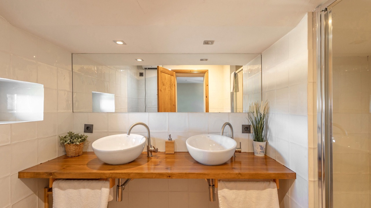 Photo of Bathroom in Casserres