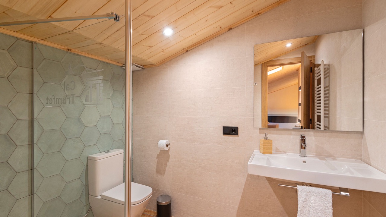 Photo of Bathroom in Casserres