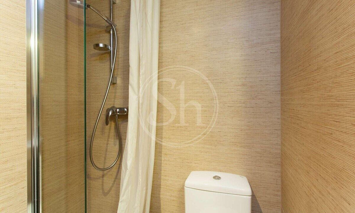 Photo of Bathroom in Poblenou