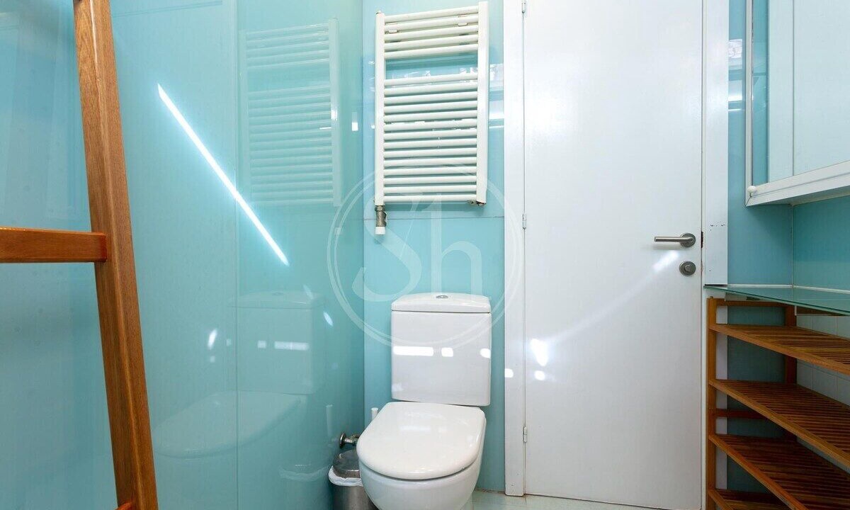 Photo of Bathroom in Poblenou