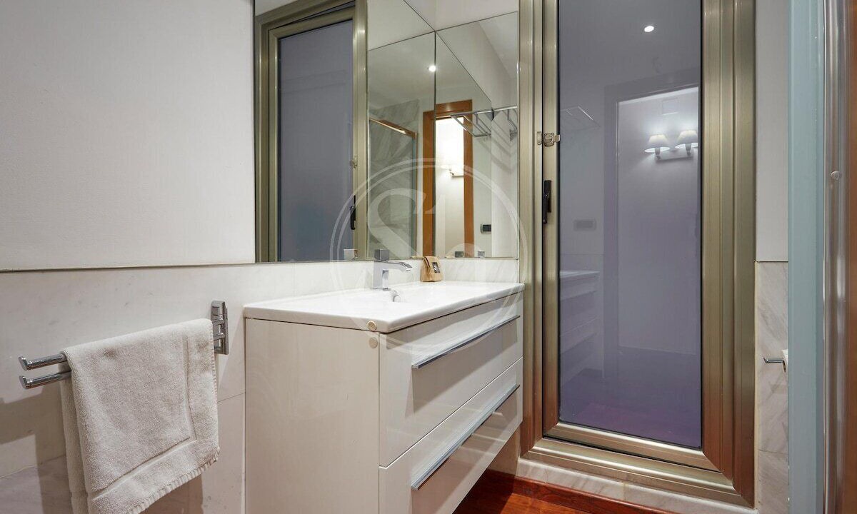 Photo of Bathroom in Les Corts
