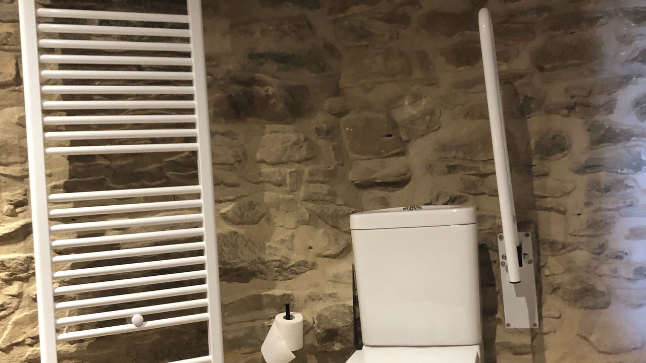 Photo of Bathroom in Gurb