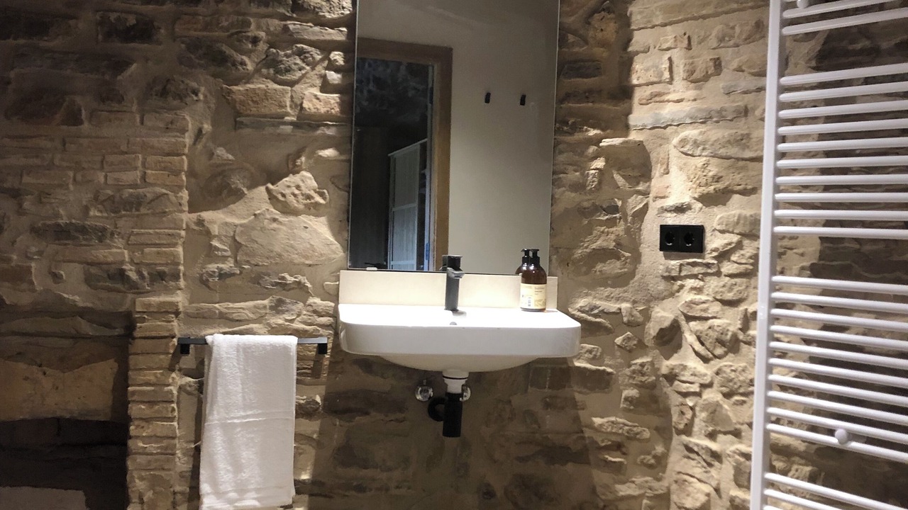 Photo of Bathroom in Gurb
