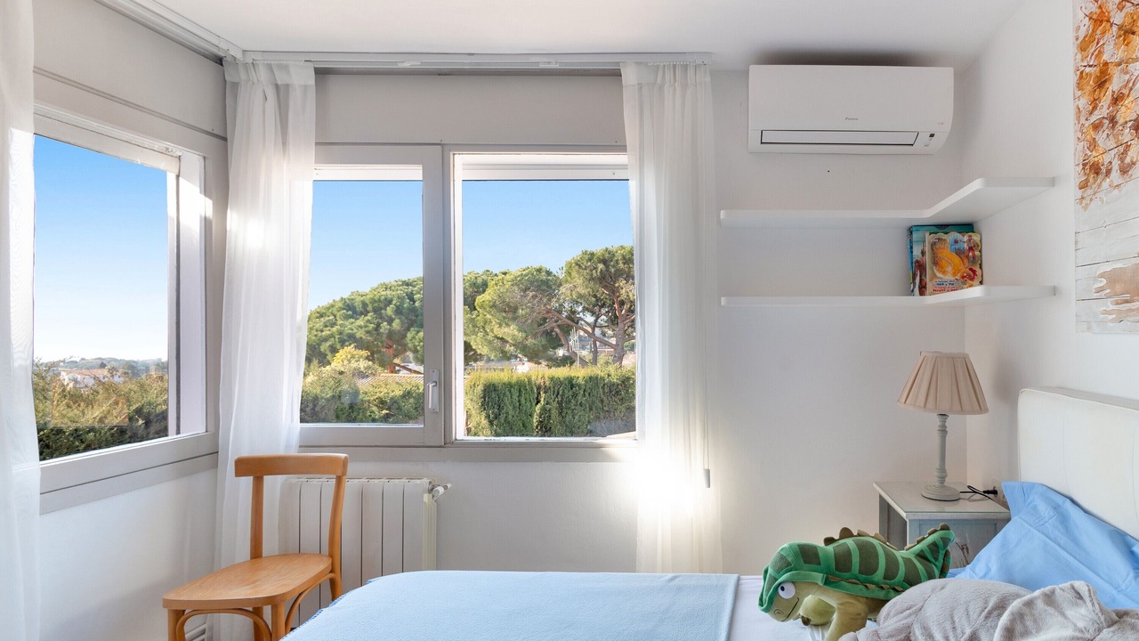 Photo of Bedroom in Sant Vicenc de Montalt