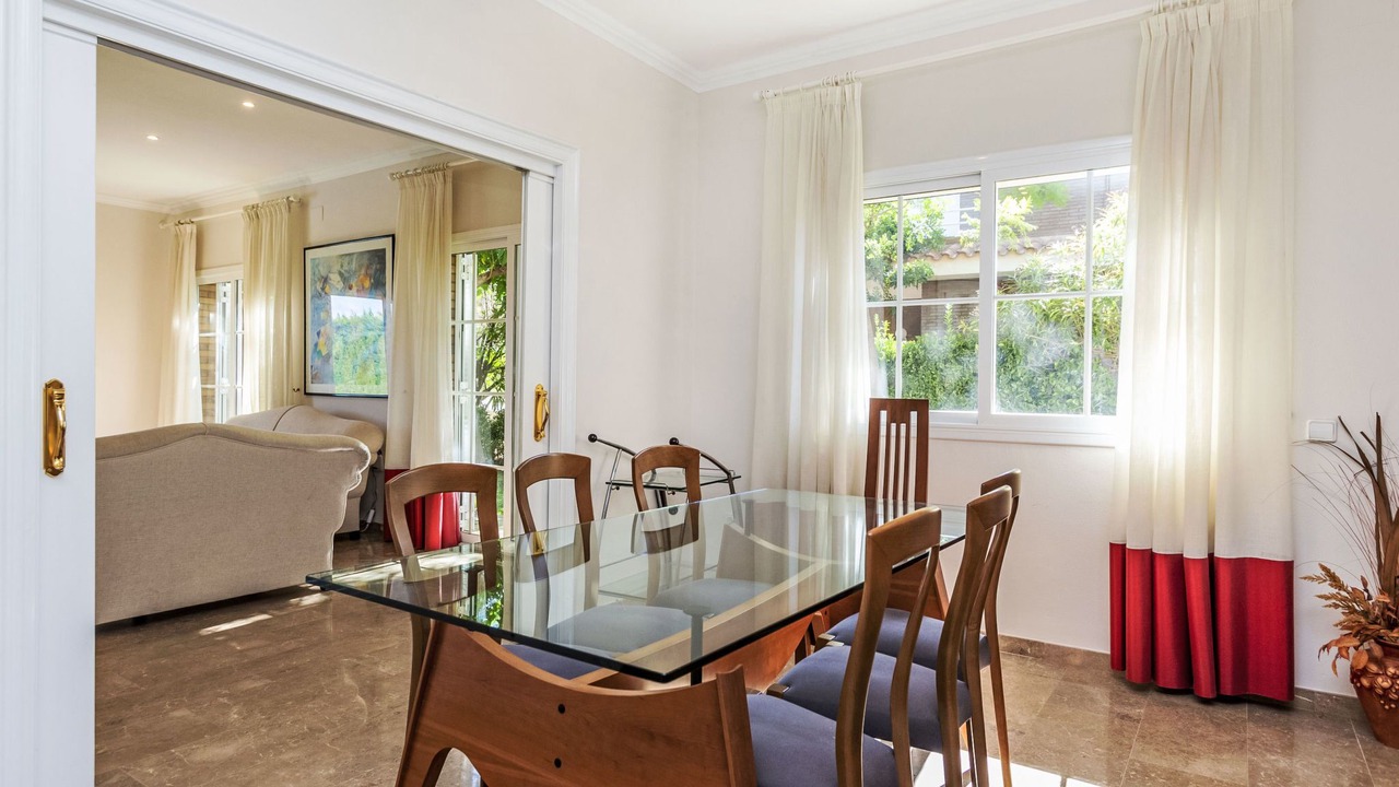 Photo of Bedroom in L Almadrava