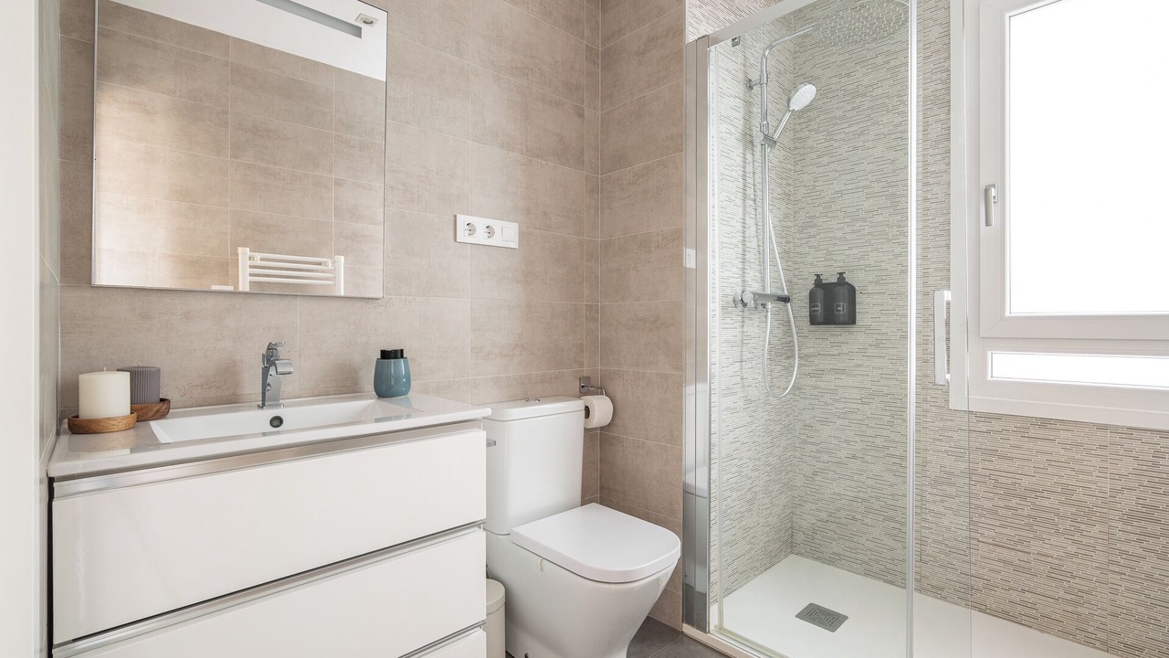 Photo of Bathroom in Gornal