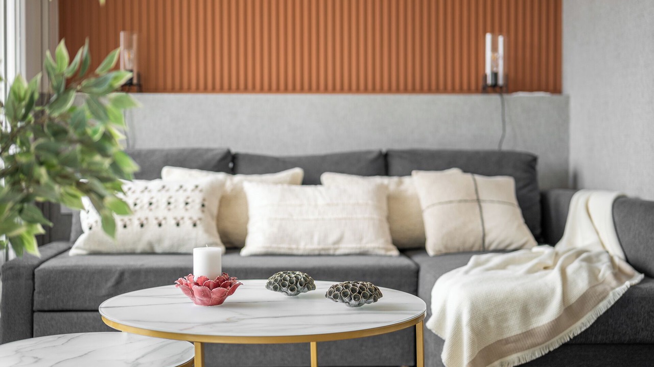 Photo of Livingroom in Gornal