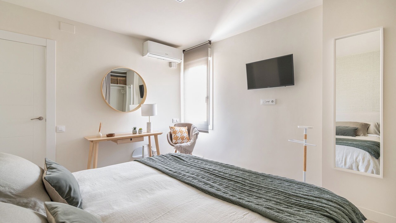 Photo of Bedroom in Gornal